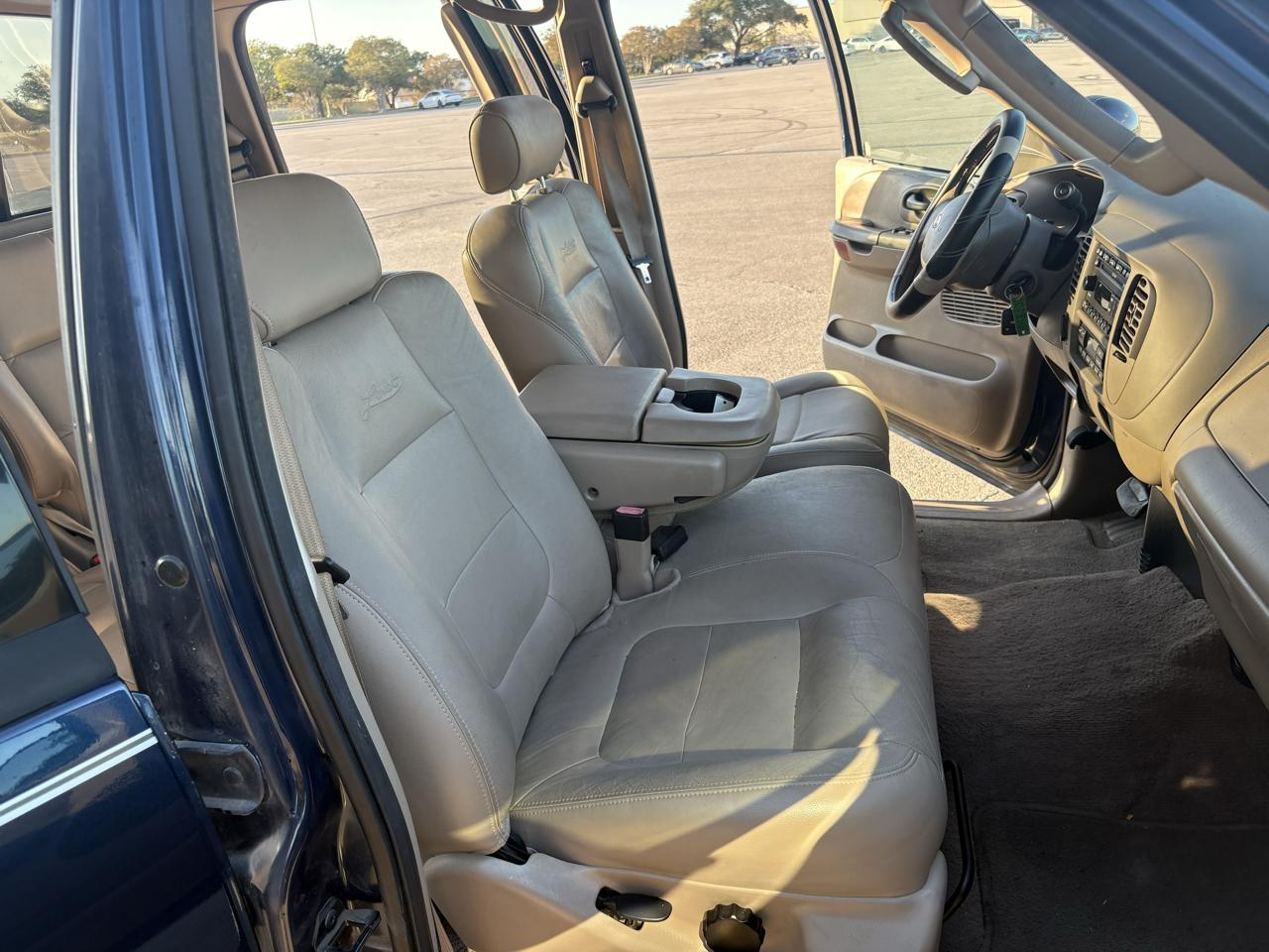 Ford F-150 SuperCrew 139" Lariat 2003