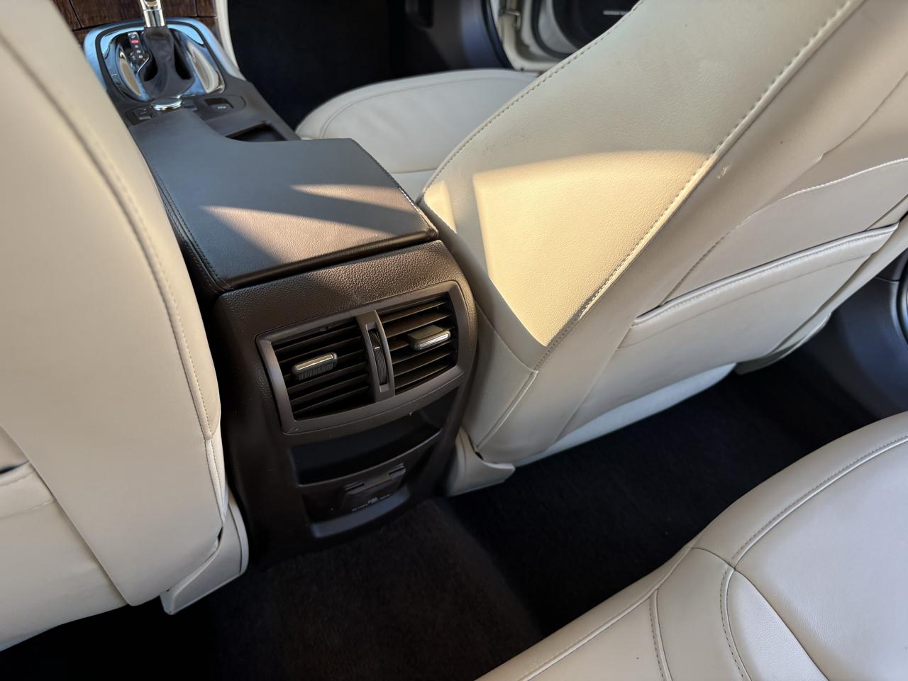 Buick Regal 4dr Sdn Premium 2 2013