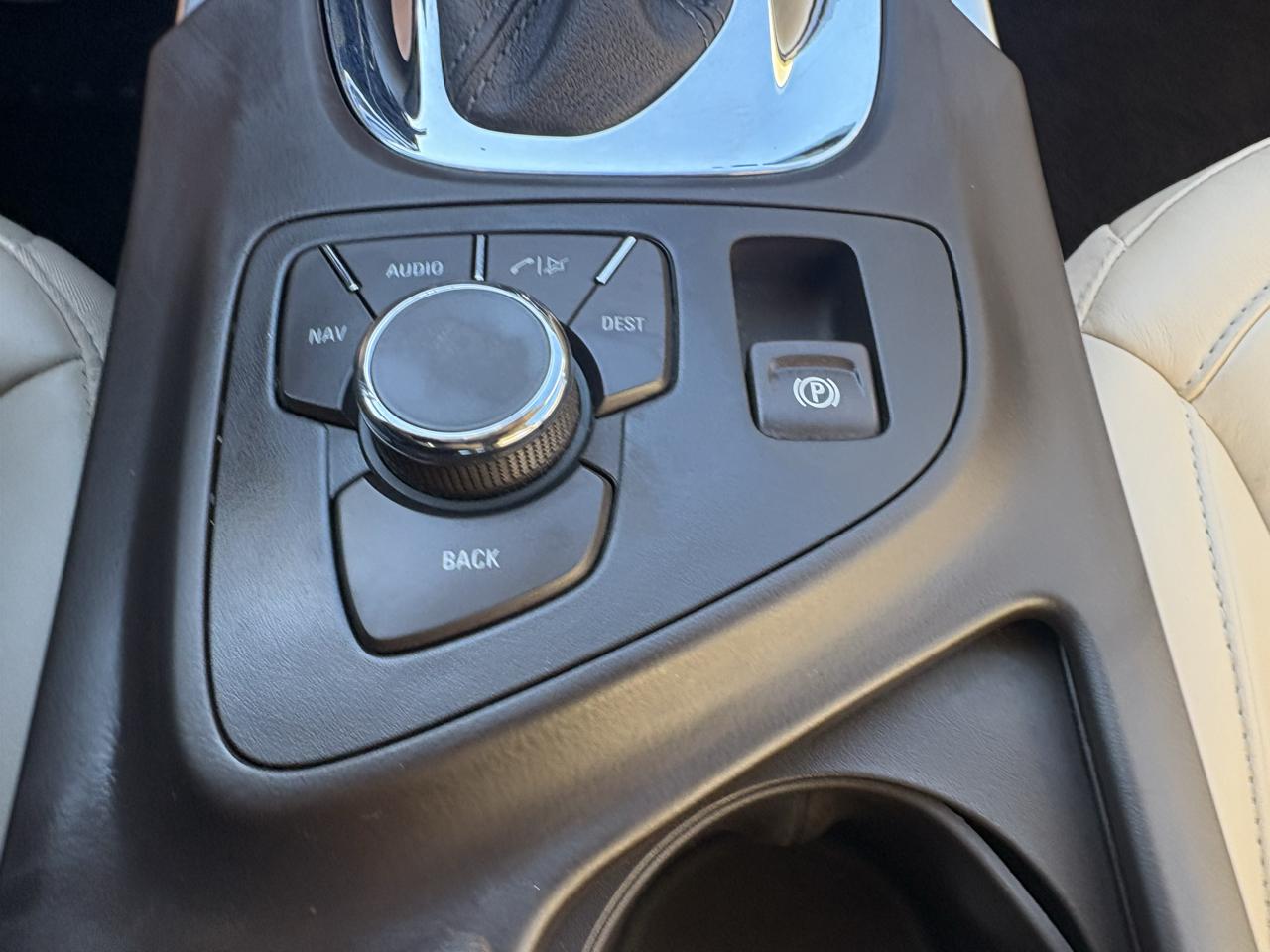 Buick Regal 4dr Sdn Premium 2 2013