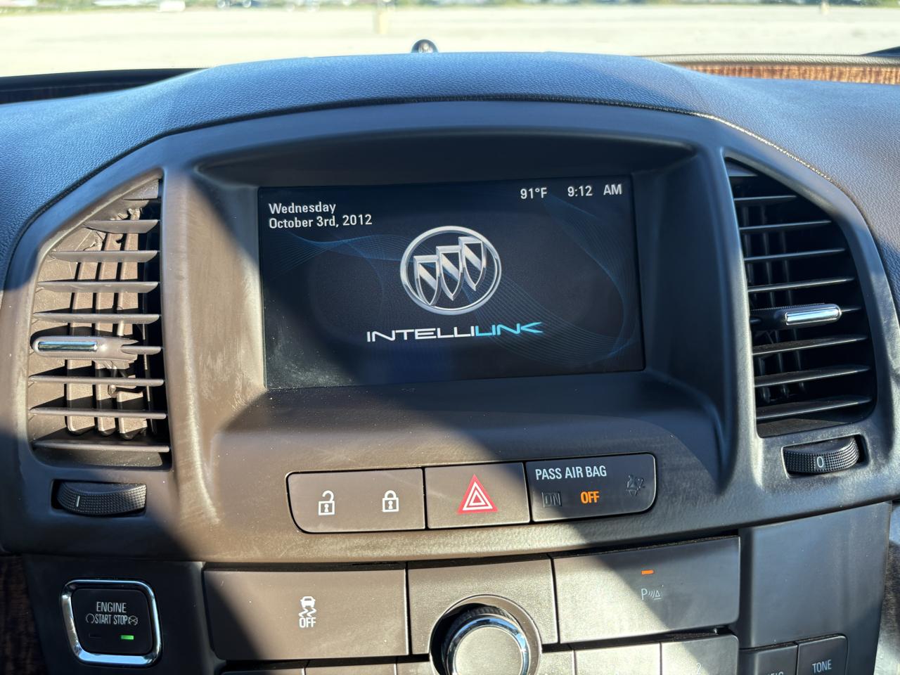 Buick Regal 4dr Sdn Premium 2 2013