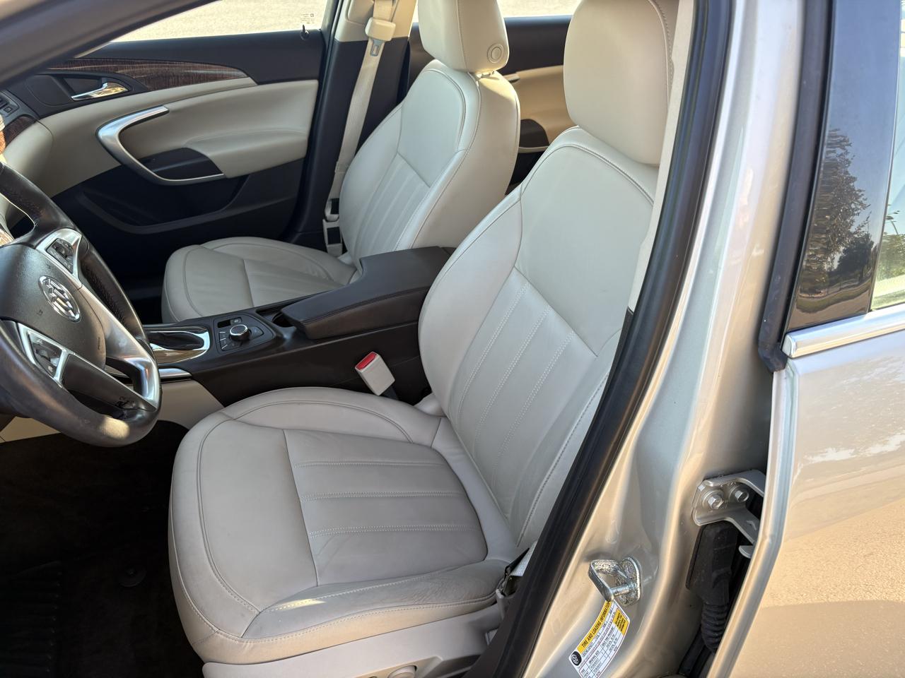 Buick Regal 4dr Sdn Premium 2 2013