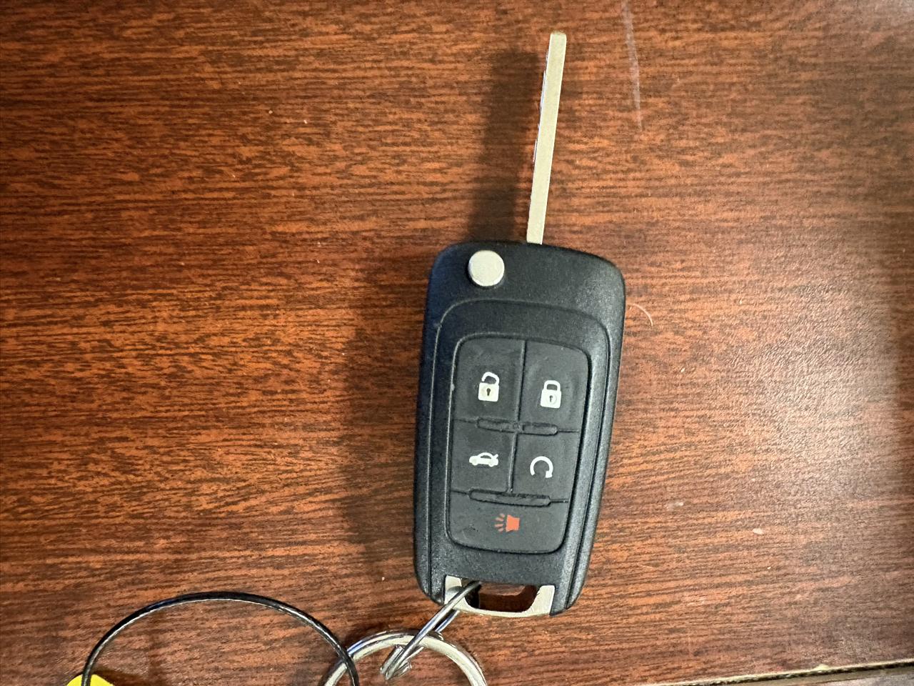 Buick Regal 4dr Sdn Premium 2 2013