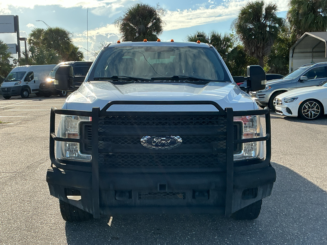 Ford Super Duty F-350 SRW XL 4WD SuperCab 8' Box 2018