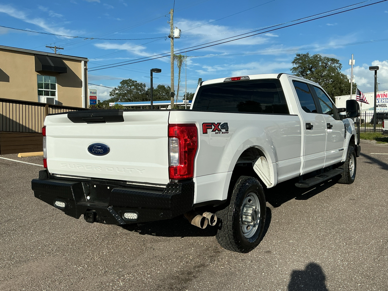 Ford Super Duty F-350 SRW XL 4WD SuperCab 8' Box 2018