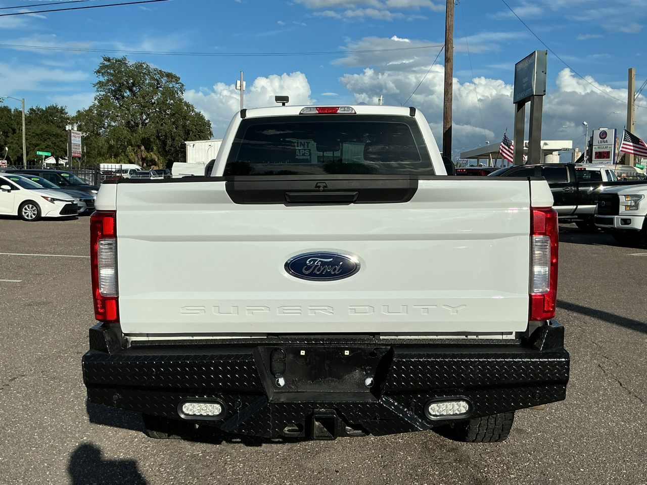 Ford Super Duty F-350 SRW XL 4WD SuperCab 8' Box 2018