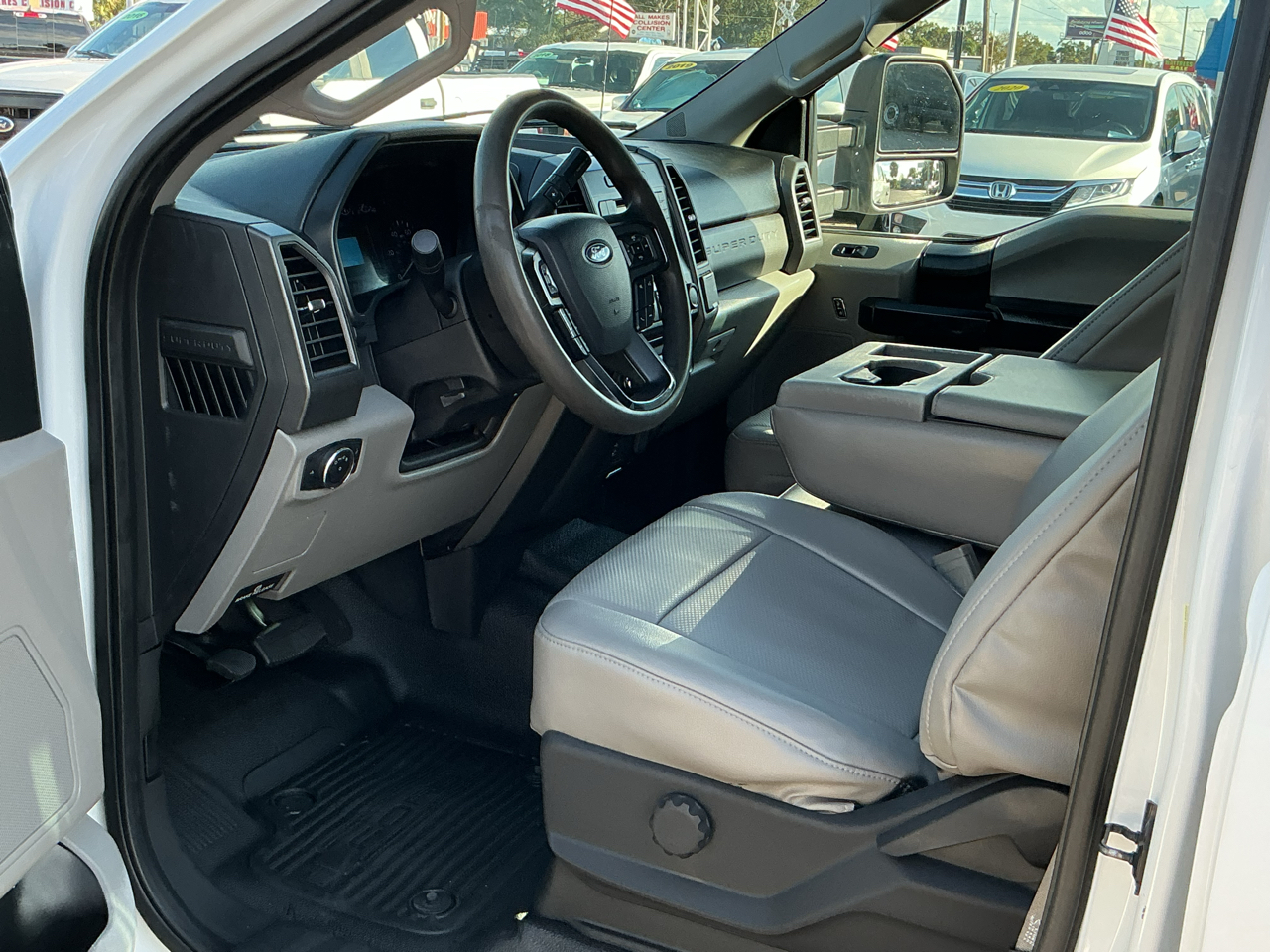 Ford Super Duty F-350 SRW XL 4WD SuperCab 8' Box 2018