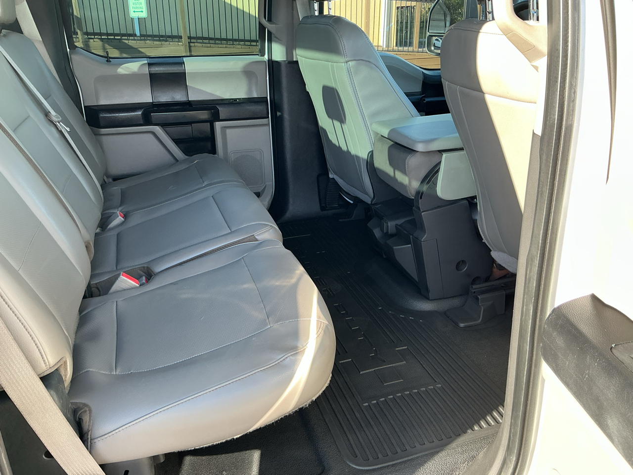Ford Super Duty F-350 SRW XL 4WD SuperCab 8' Box 2018