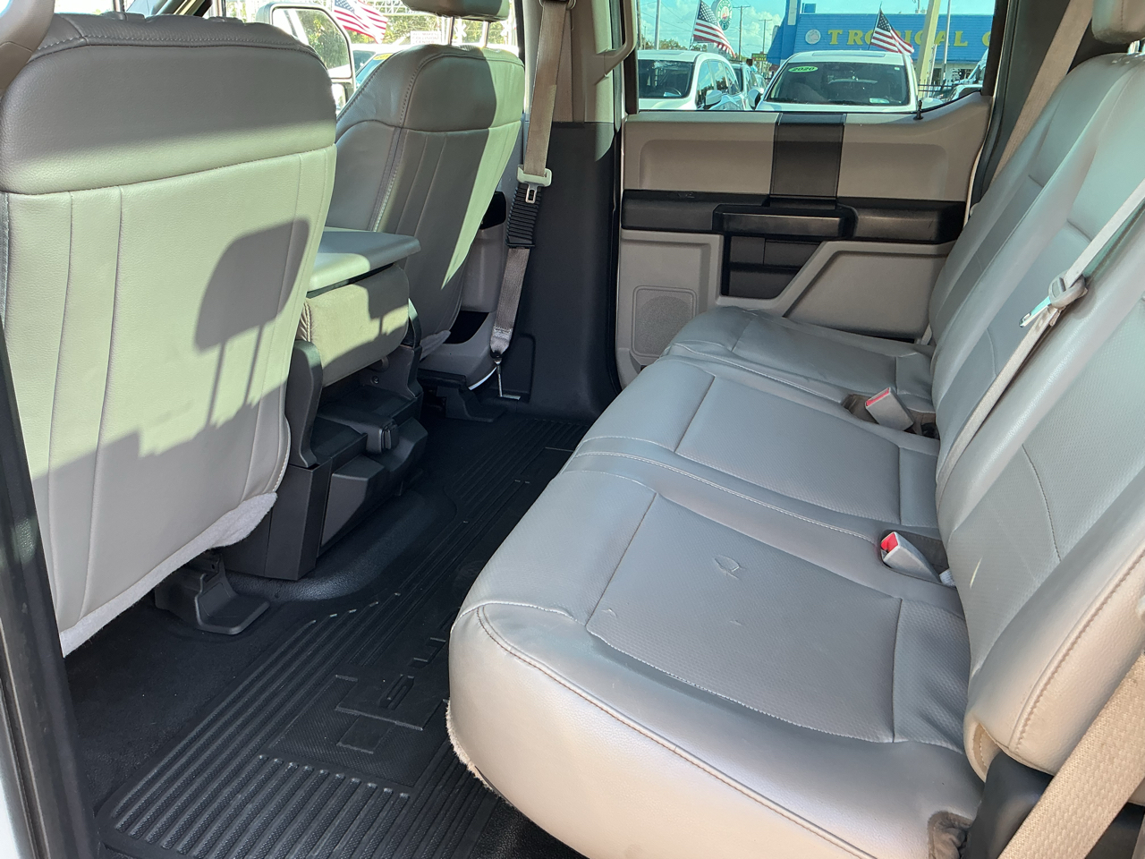 Ford Super Duty F-350 SRW XL 4WD SuperCab 8' Box 2018