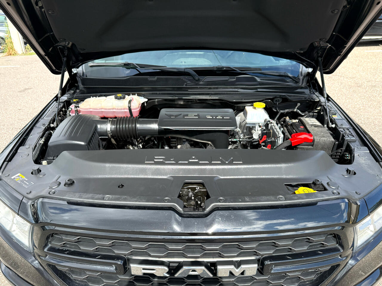 RAM 1500 Big Horn Quad Cab 4WD 2023