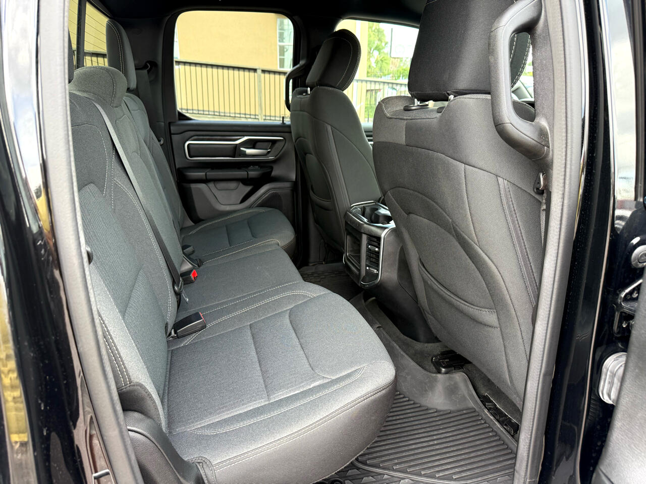 RAM 1500 Big Horn Quad Cab 4WD 2023