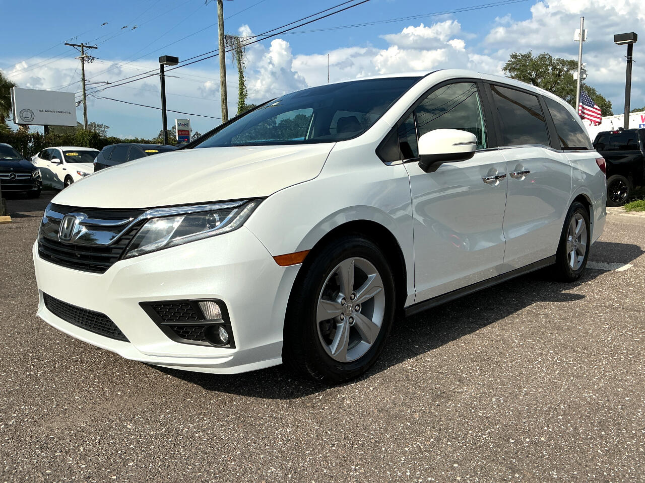 2020 Honda Odyssey photo 3