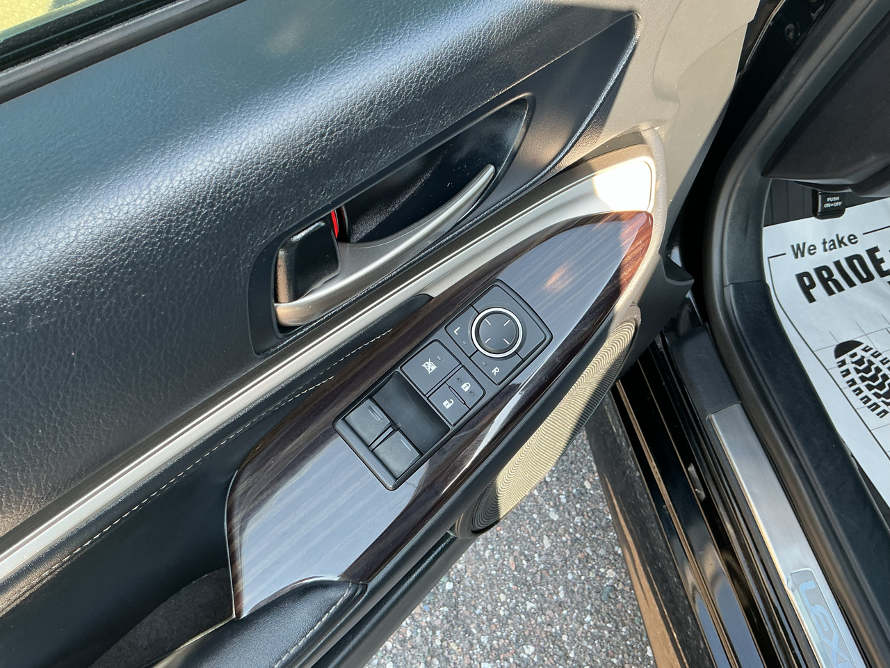 2016 Lexus RC 300 AWD photo 19