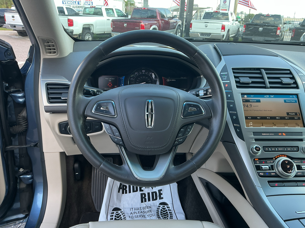 Lincoln MKZ Hybrid Premier 2018