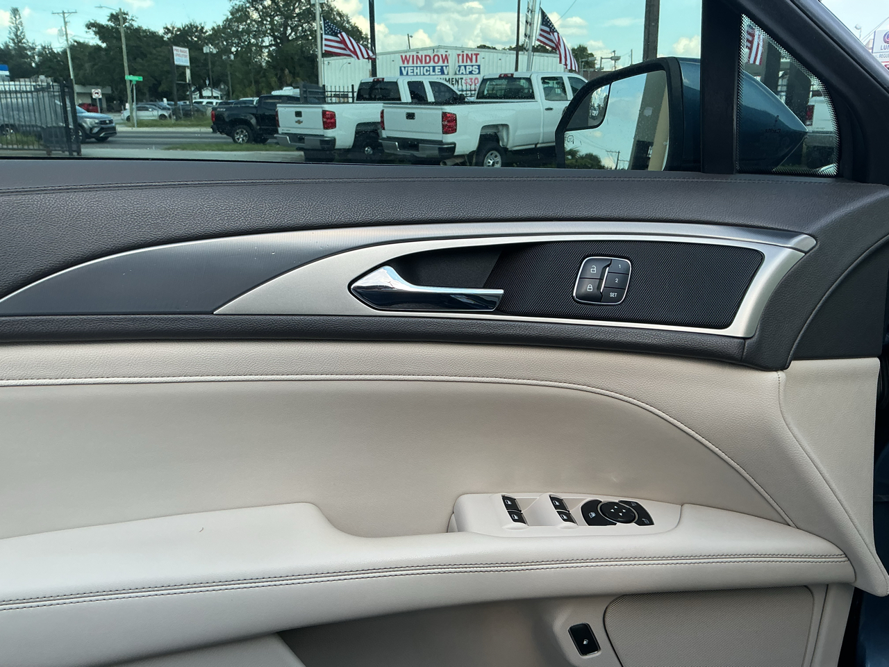 Lincoln MKZ Hybrid Premier 2018