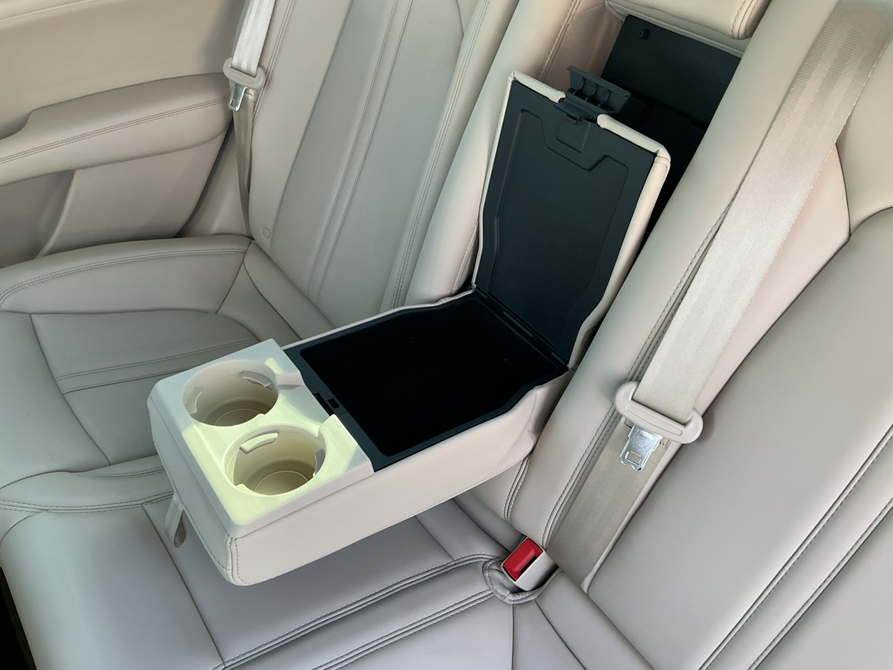 Lincoln MKZ Hybrid Premier 2018