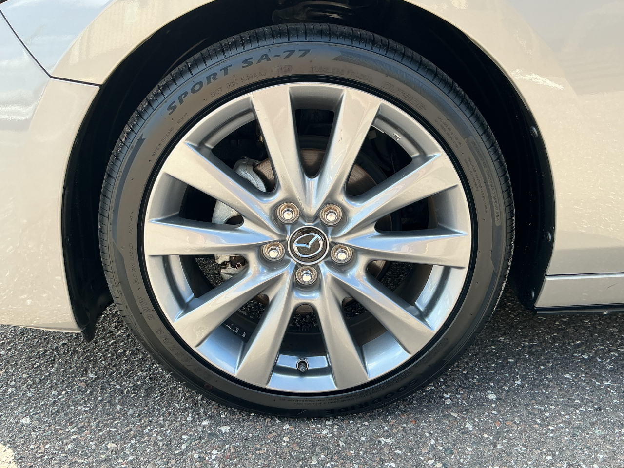 2023 Mazda Mazda3 Select photo 8