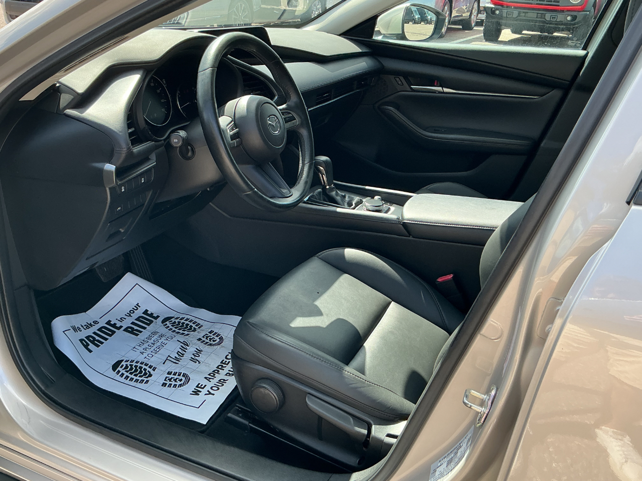 2023 Mazda Mazda3 Select photo 12