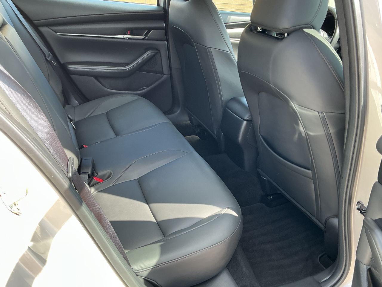 2023 Mazda Mazda3 Select photo 18