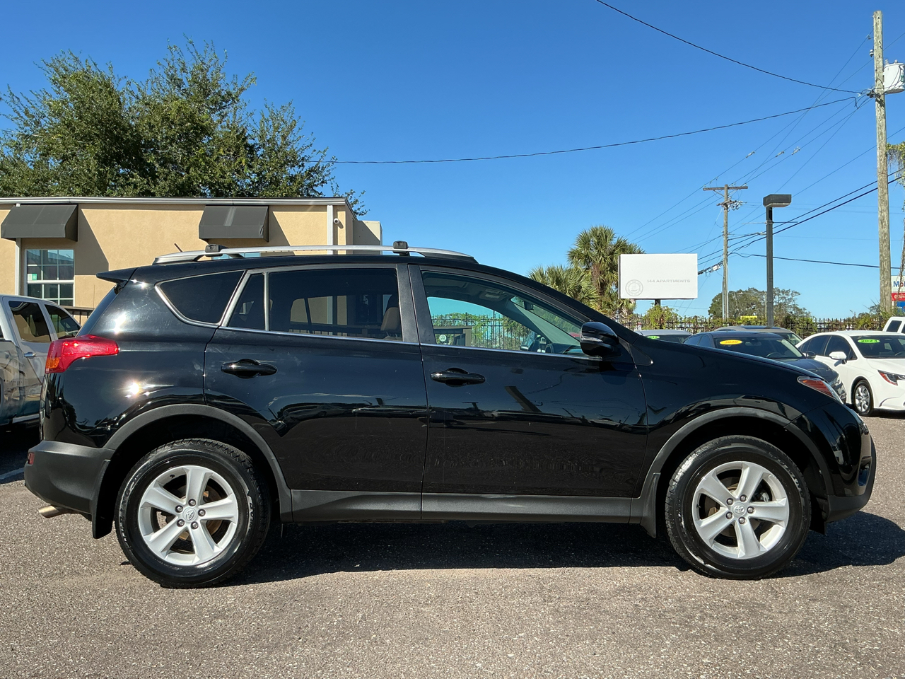 Toyota RAV4 XLE AWD 2014