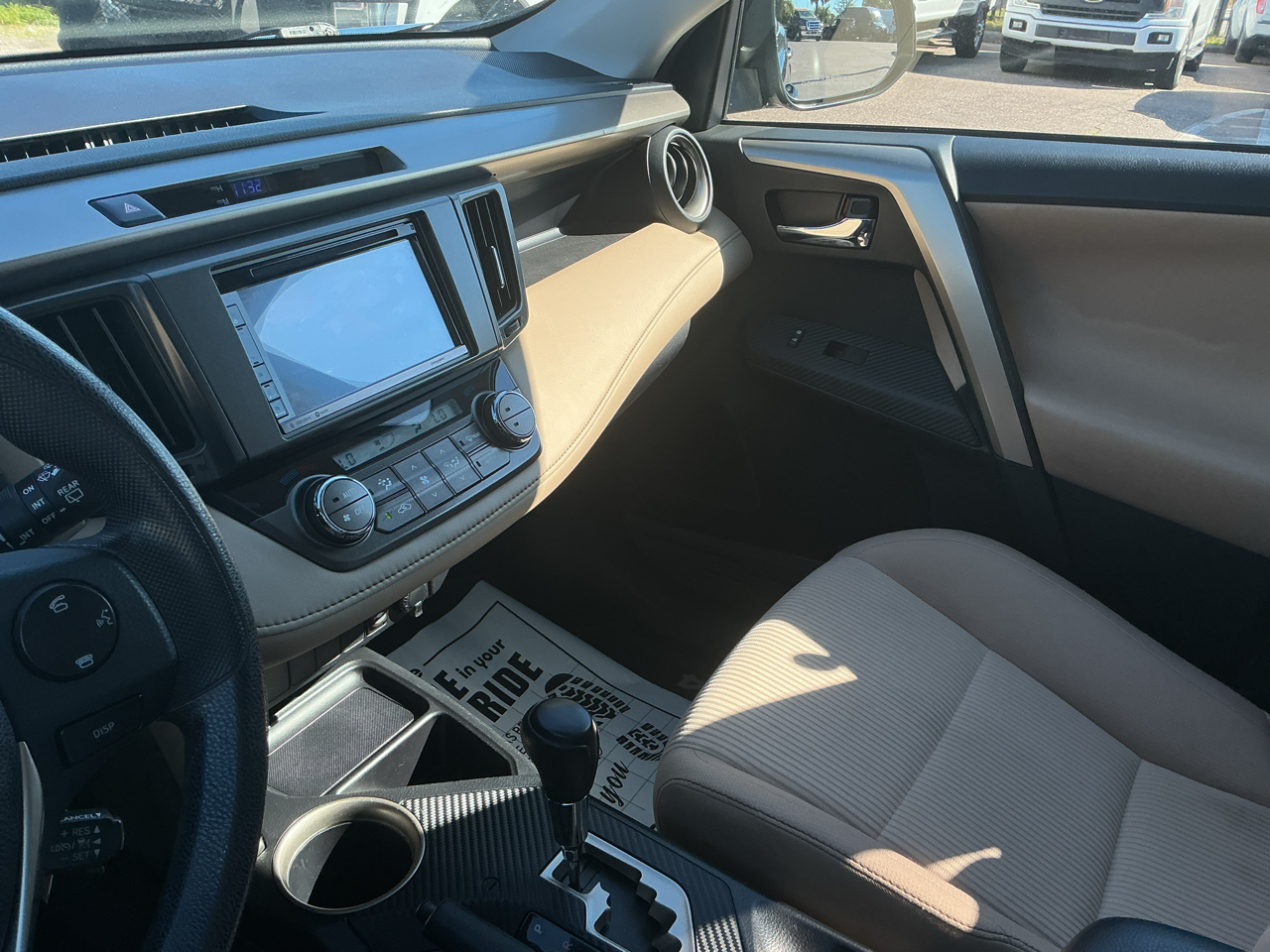 Toyota RAV4 XLE AWD 2014