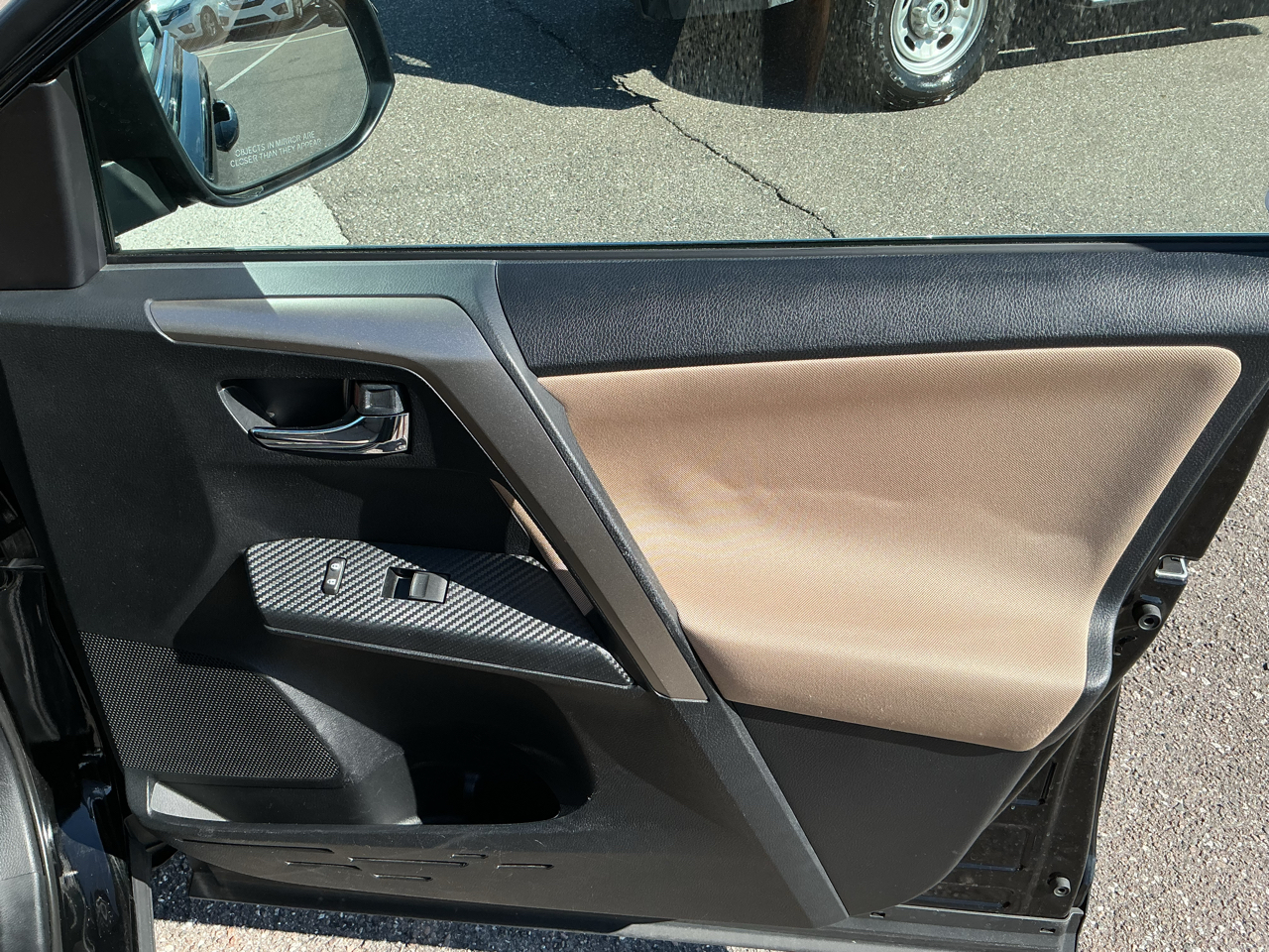 Toyota RAV4 XLE AWD 2014