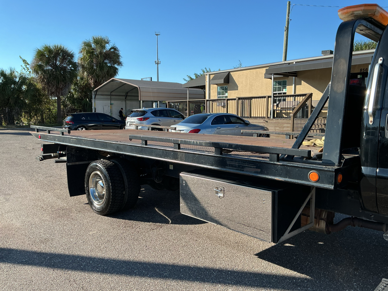 2015 Ford F-650 Regular Cab photo 3