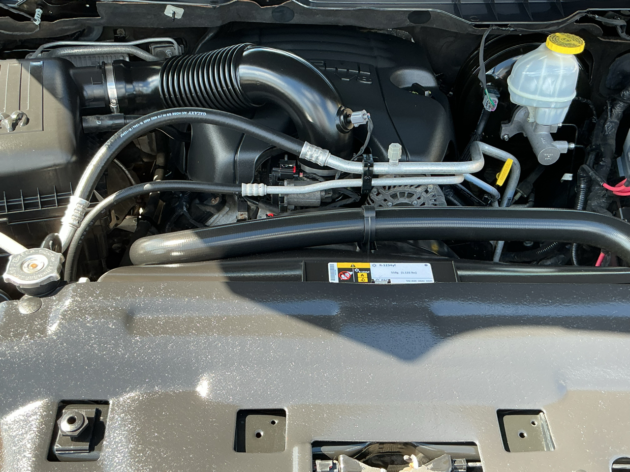 RAM 1500 SLT Crew Cab SWB 4WD 2018