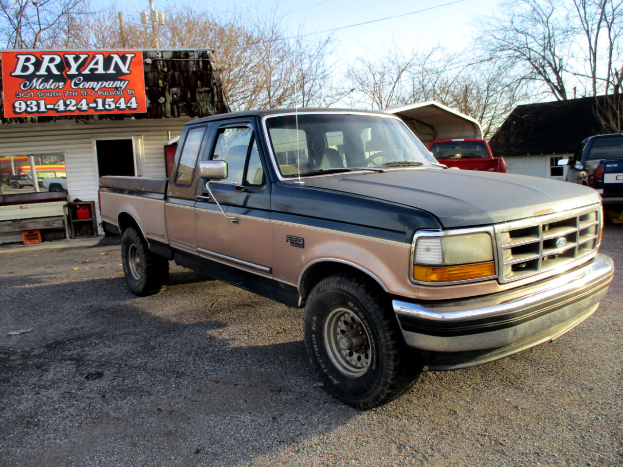 Ford F-150 Supercab 139" WB 4WD 1994