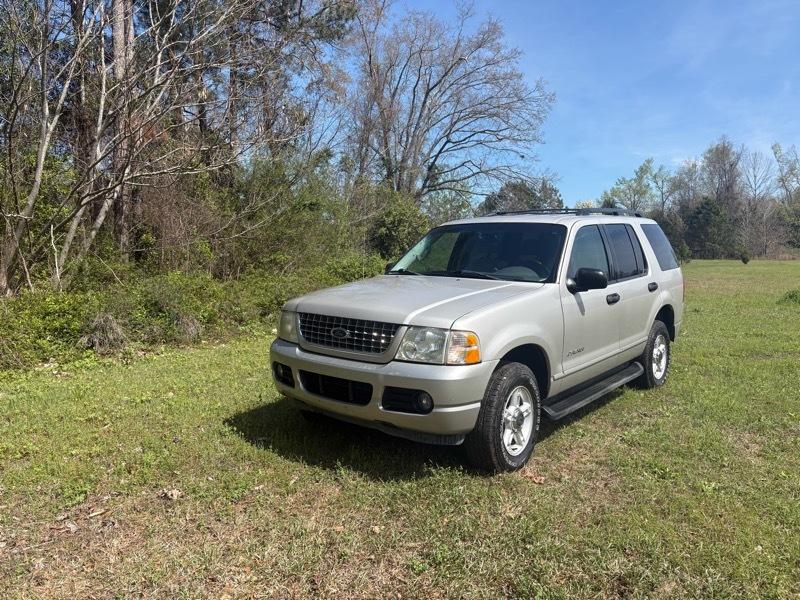 2004 Ford Explorer XLT