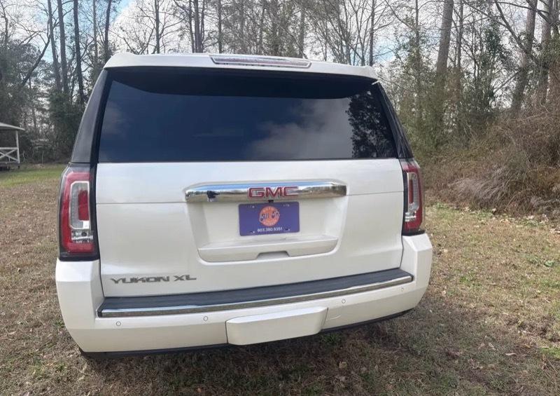 GMC Yukon Denali  2015