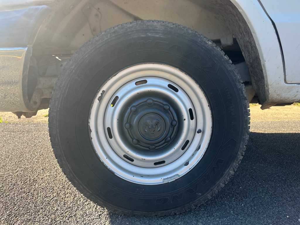 Dodge Ram Wagon  1999