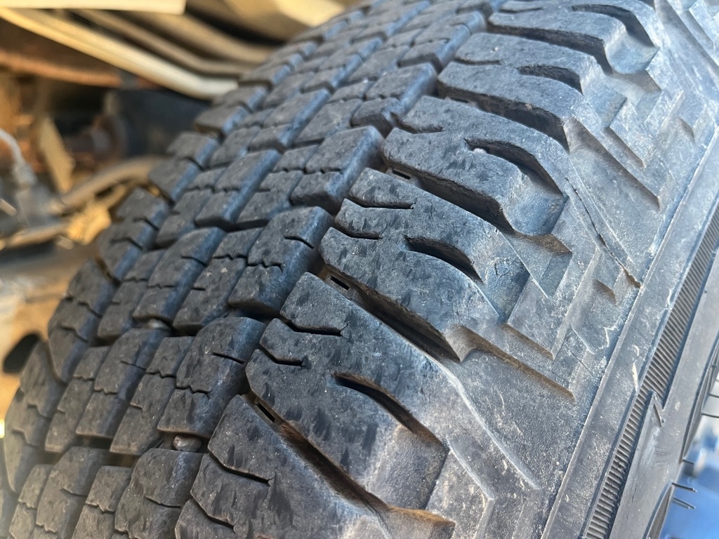 Dodge Ram Wagon  1999