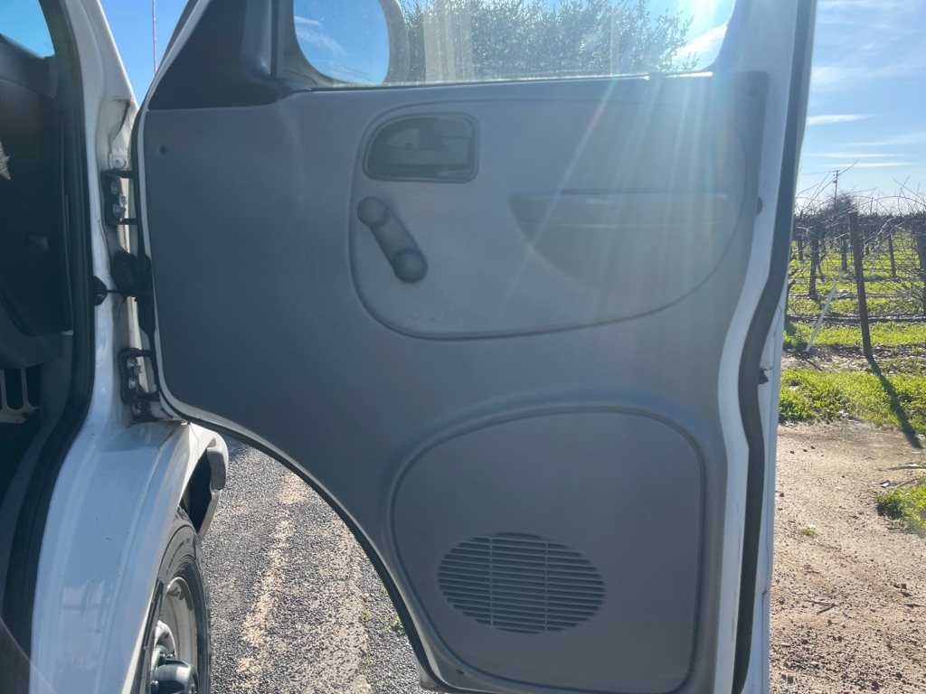 Dodge Ram Wagon  1999