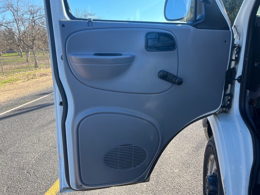 Dodge Ram Wagon  1999