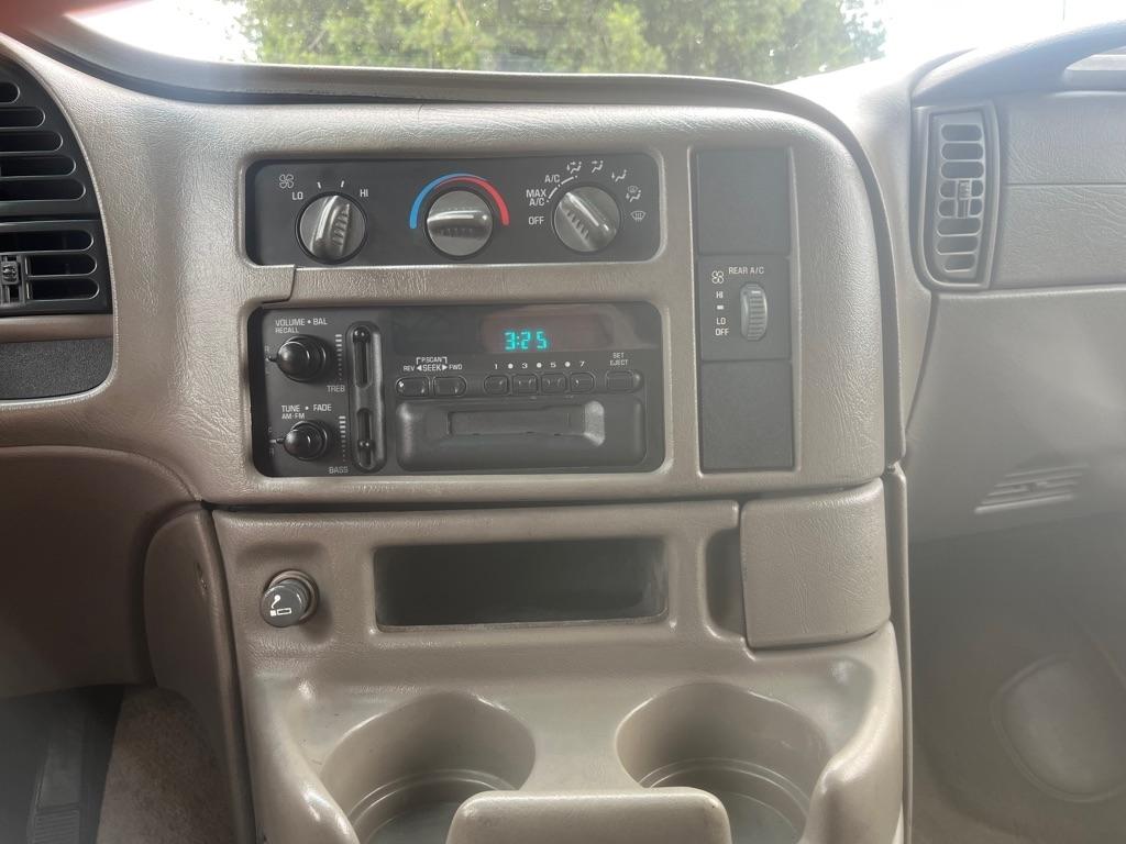 Chevrolet Astro  2000