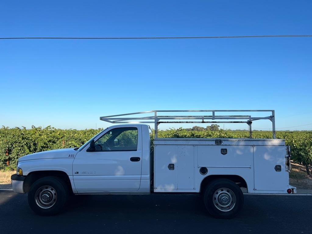 2001 Dodge Ram 2500's photo