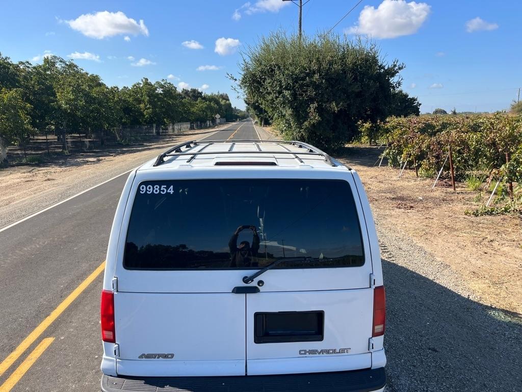 Chevrolet Astro  1999