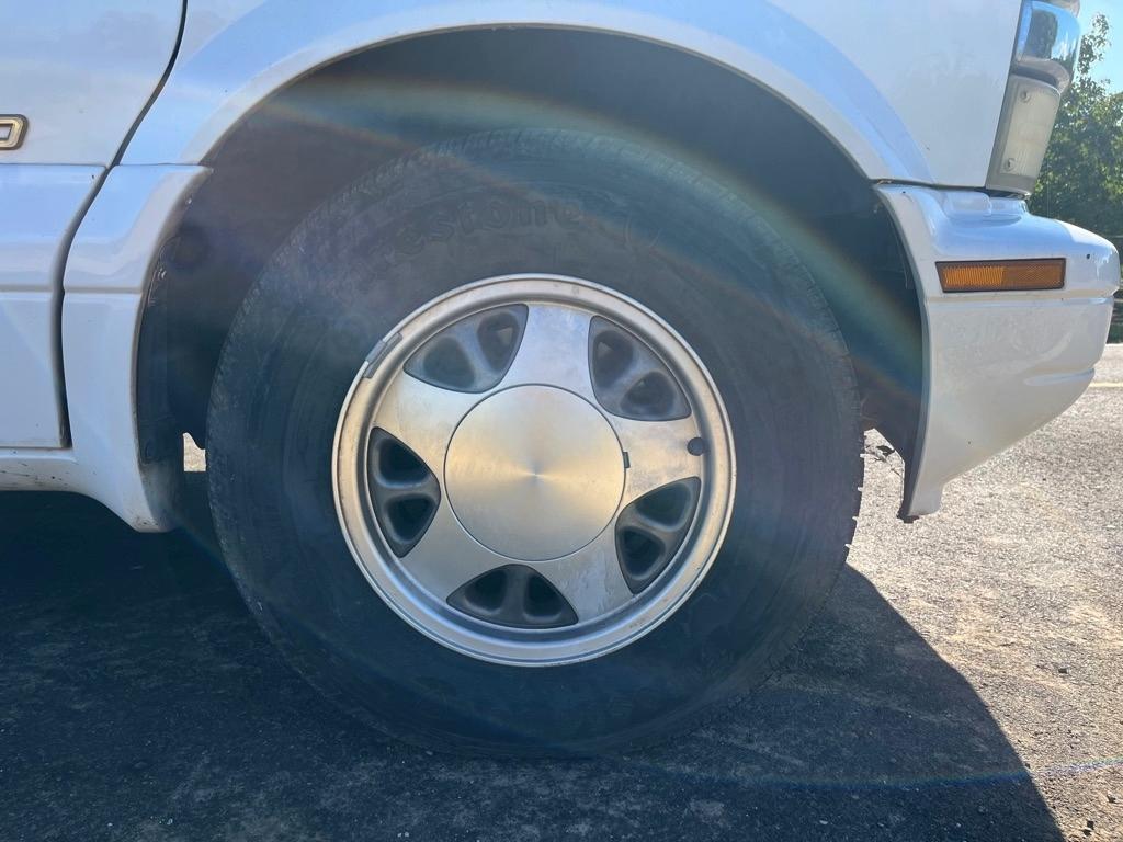 Chevrolet Astro  1999