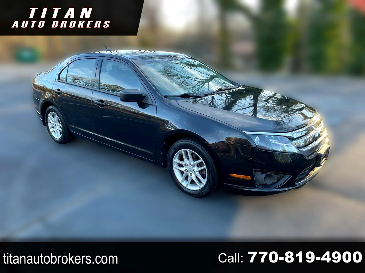 Ford Fusion S 2012