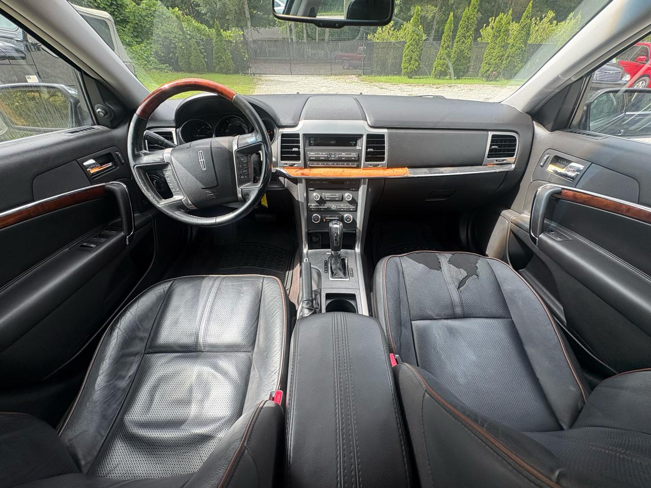 Lincoln MKZ FWD 2010