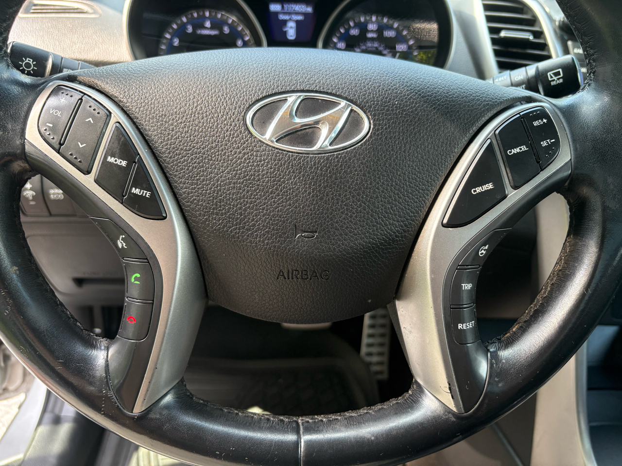 Hyundai Elantra GT A/T 2013