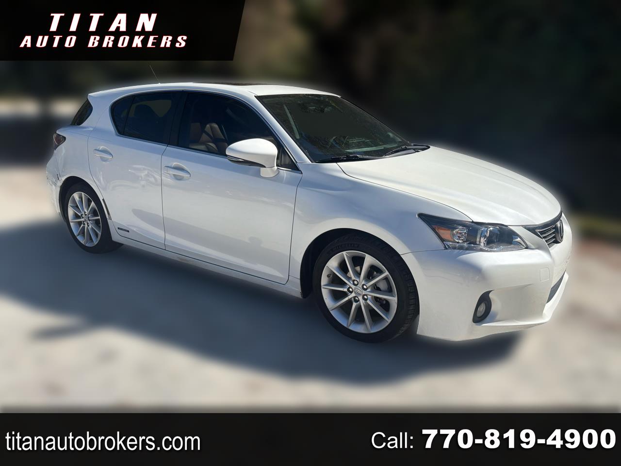 2011 Lexus CT Premium's photo