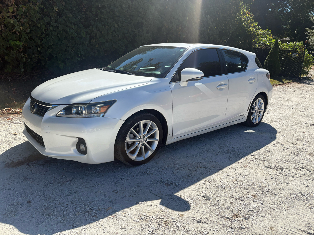 Lexus CT 200h FWD 4dr Hybrid 2011