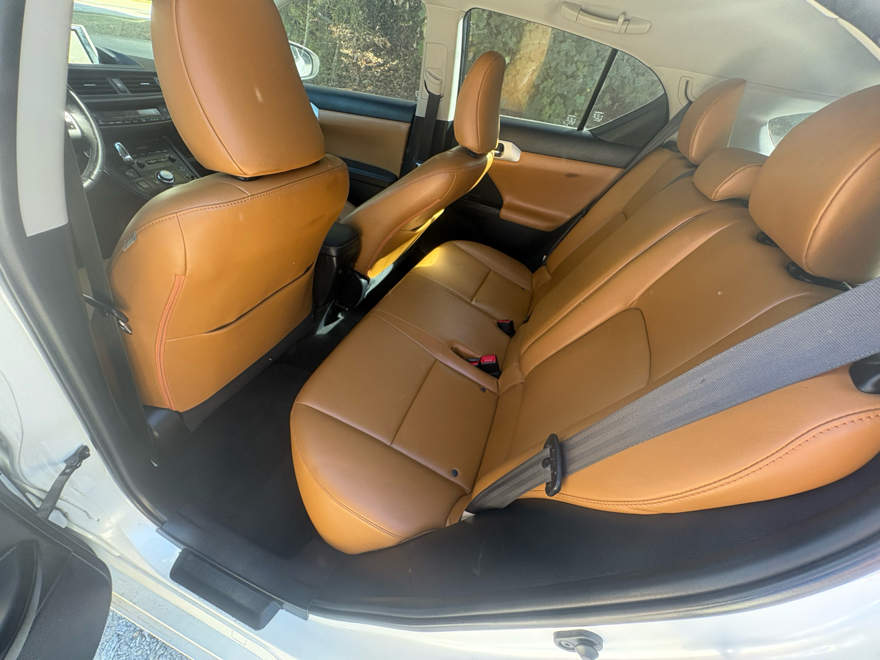 Lexus CT 200h FWD 4dr Hybrid 2011