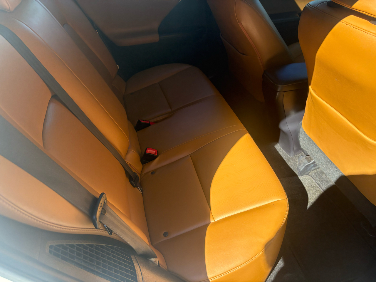 Lexus CT 200h FWD 4dr Hybrid 2011