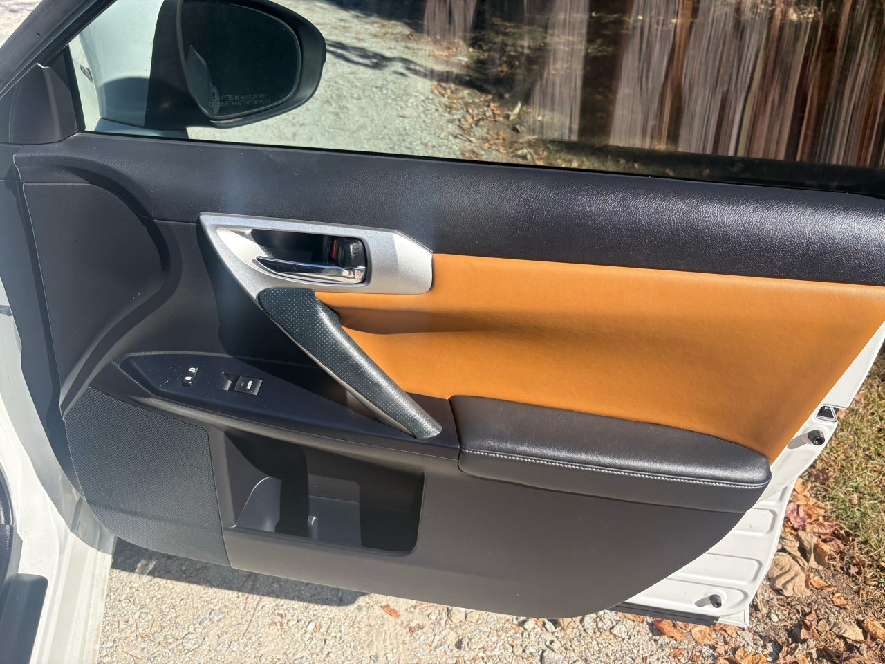 Lexus CT 200h FWD 4dr Hybrid 2011