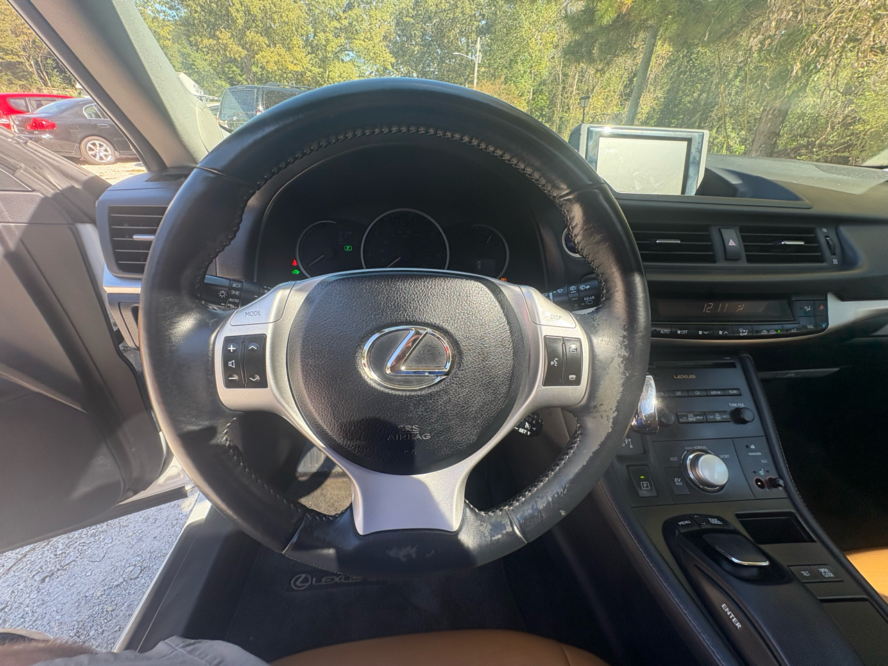 Lexus CT 200h FWD 4dr Hybrid 2011