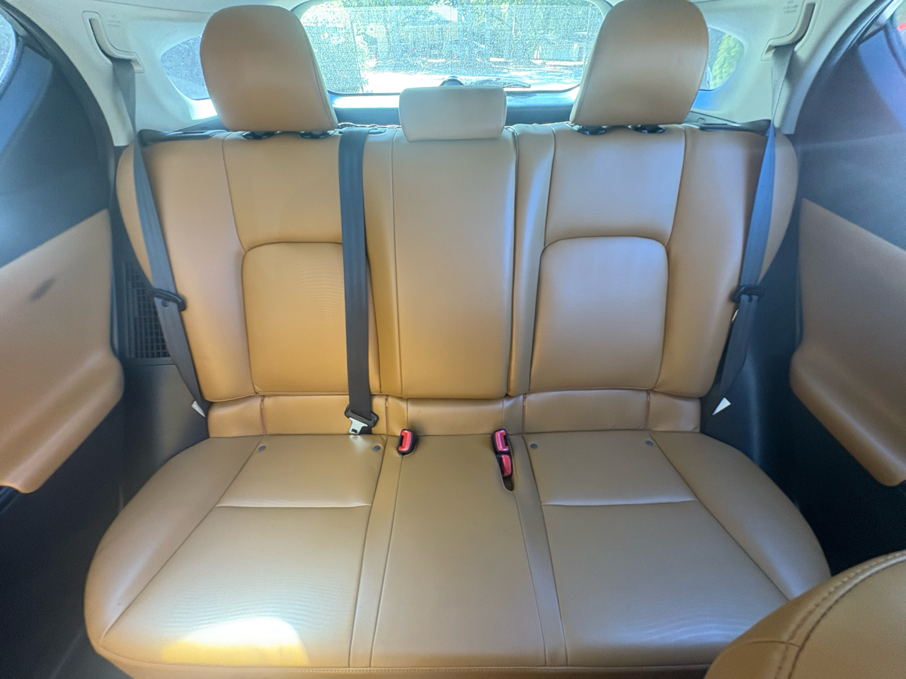 Lexus CT 200h FWD 4dr Hybrid 2011