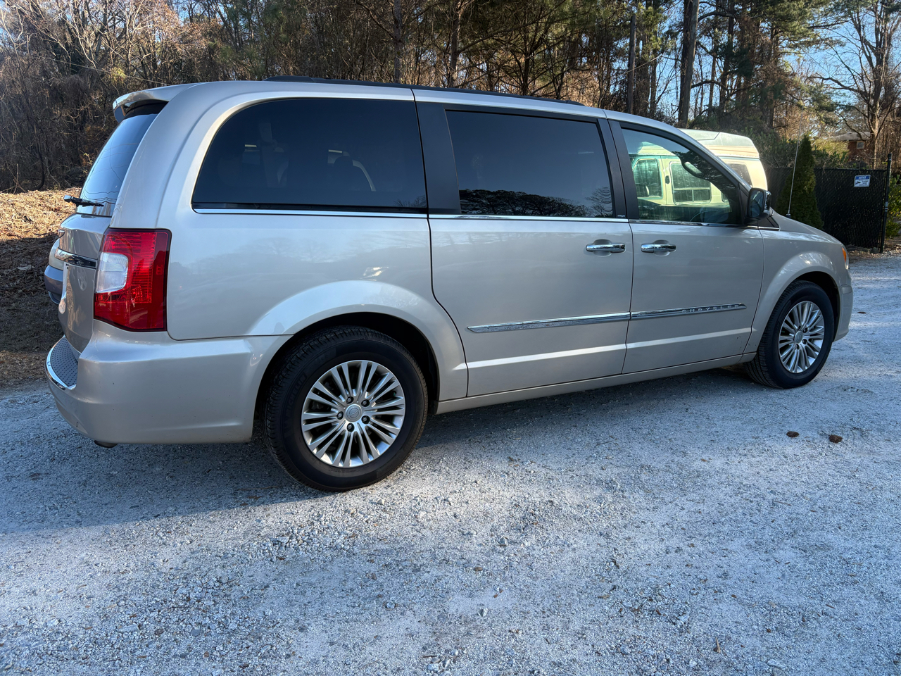 Chrysler Town & Country 4dr Wgn Touring-L 2013