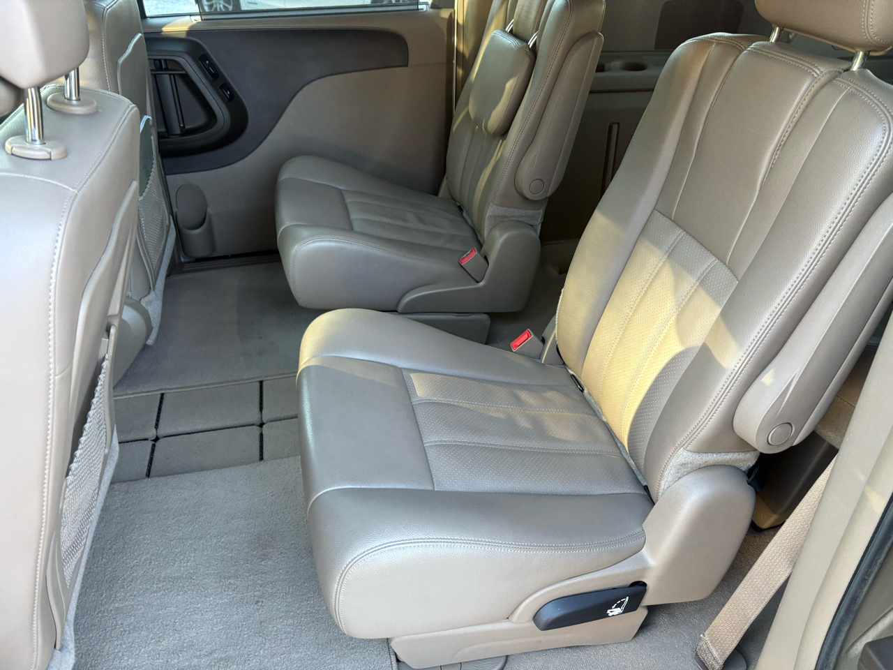 Chrysler Town & Country 4dr Wgn Touring-L 2013